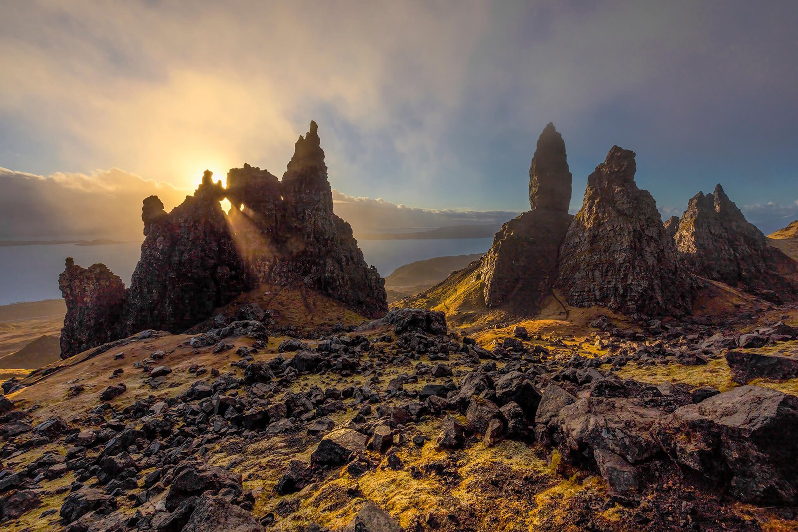 Eye of the Needle Rock & Old Man of Storr, Isle of Skye